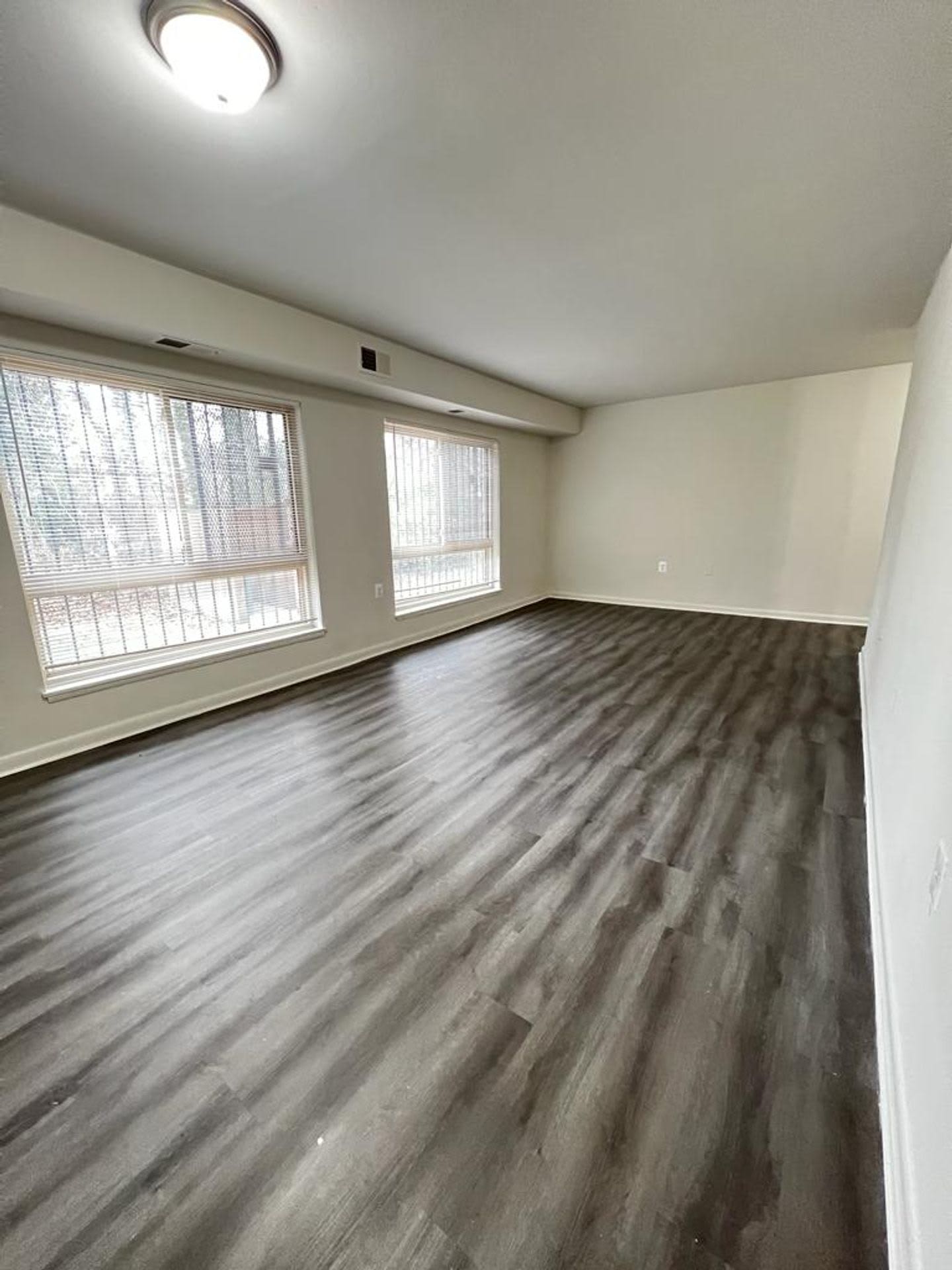 Quincy Village Apartments – photo 1