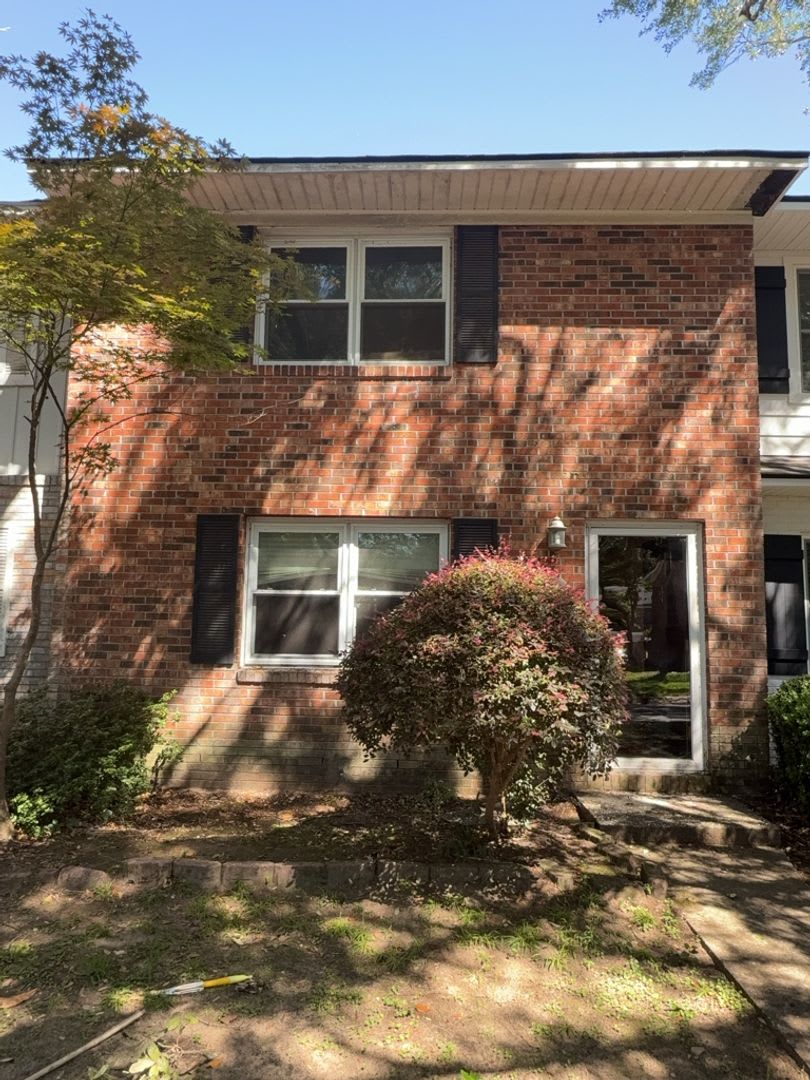 For Rent 730 Harbor Lane – photo 1 of 236
