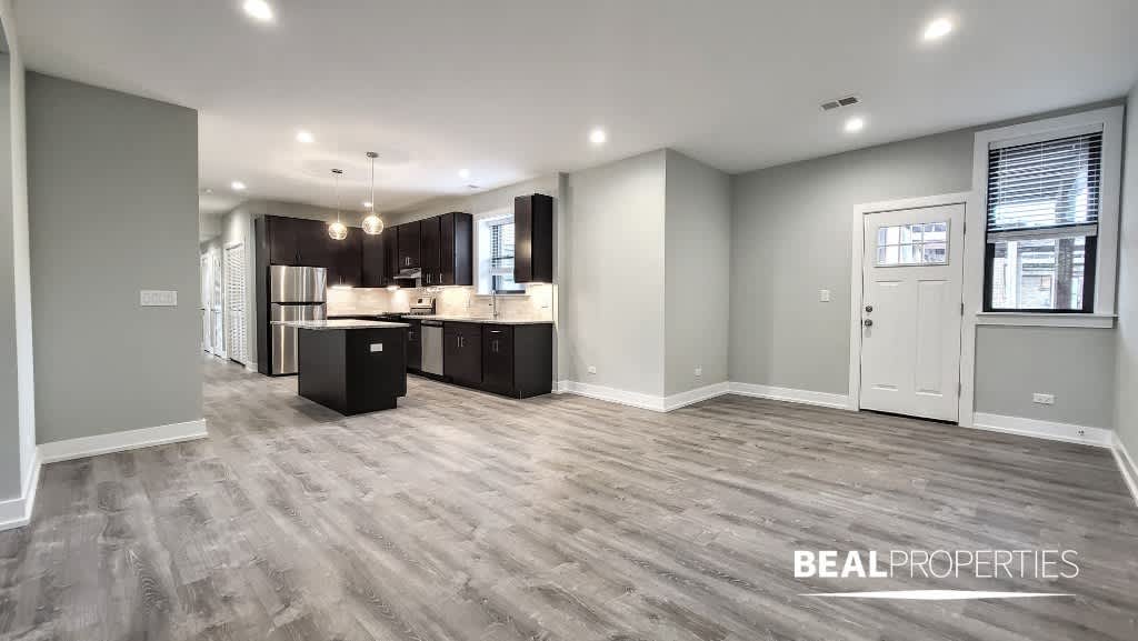 1136 Maple Ave – photo 1