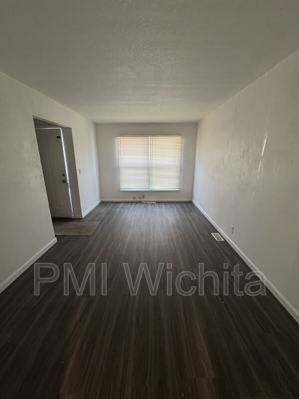 2329 S Belmont St – photo 1