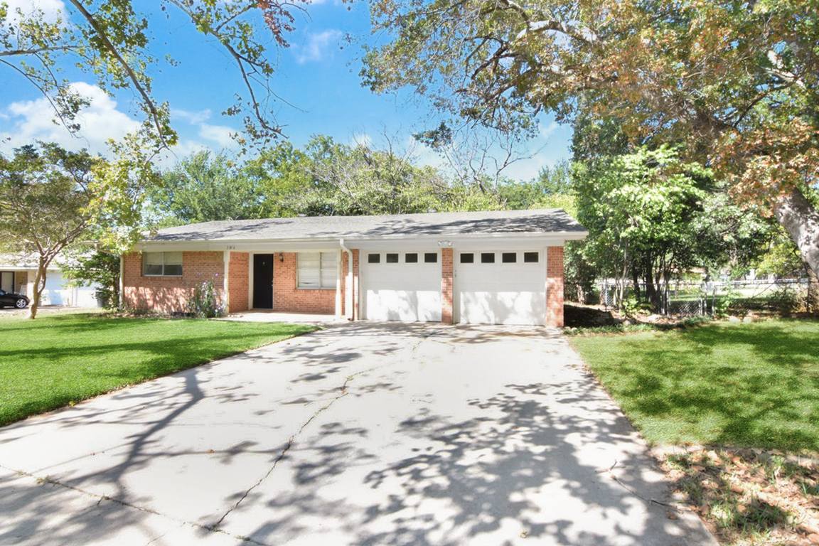 3306 East Dr – photo 1