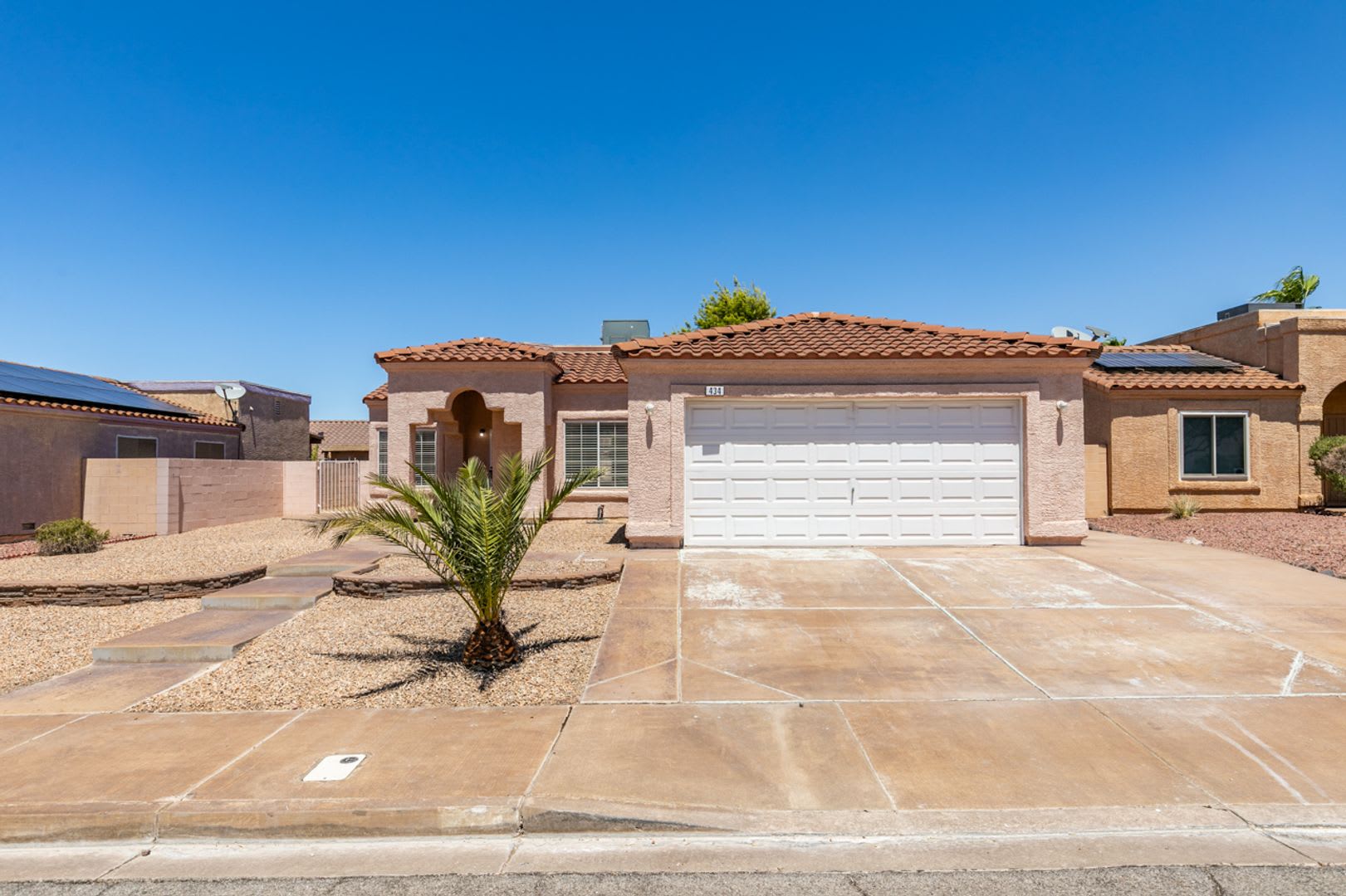 Updated! 3-bedroom, 2-bath home with large backyard, in the heart of Henderson – photo 1