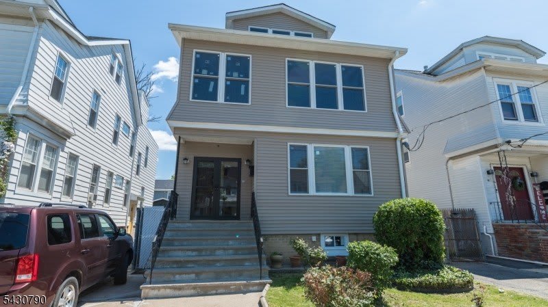 182 Ellery Ave – photo 1