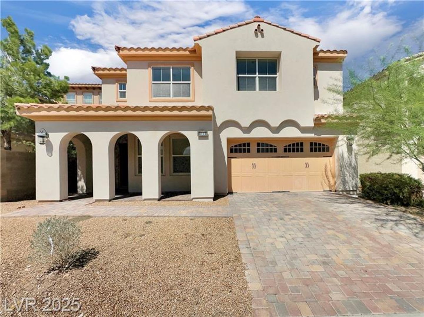golf view, balcony, 5 bed room plus den and loft – photo 1