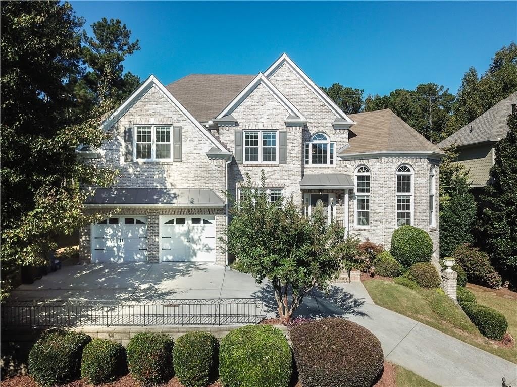 4012 Erin Drive – photo 1 of 80