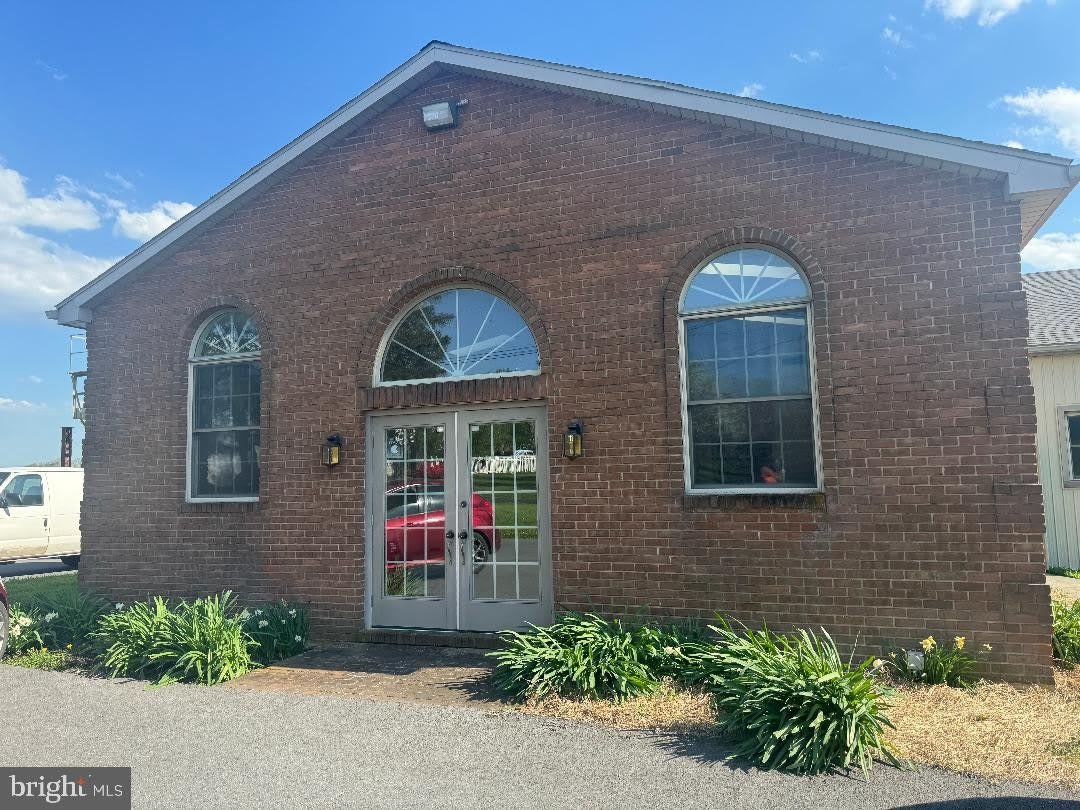 1140 MATHIAS Road – photo 1 of 7