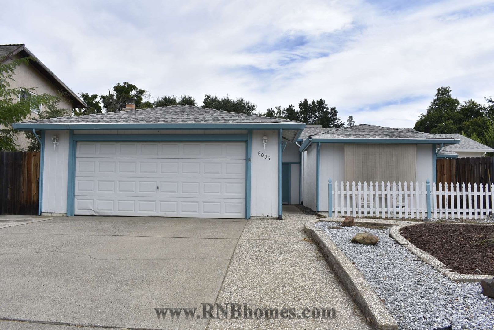 6095 Rainier Avenue – photo 1