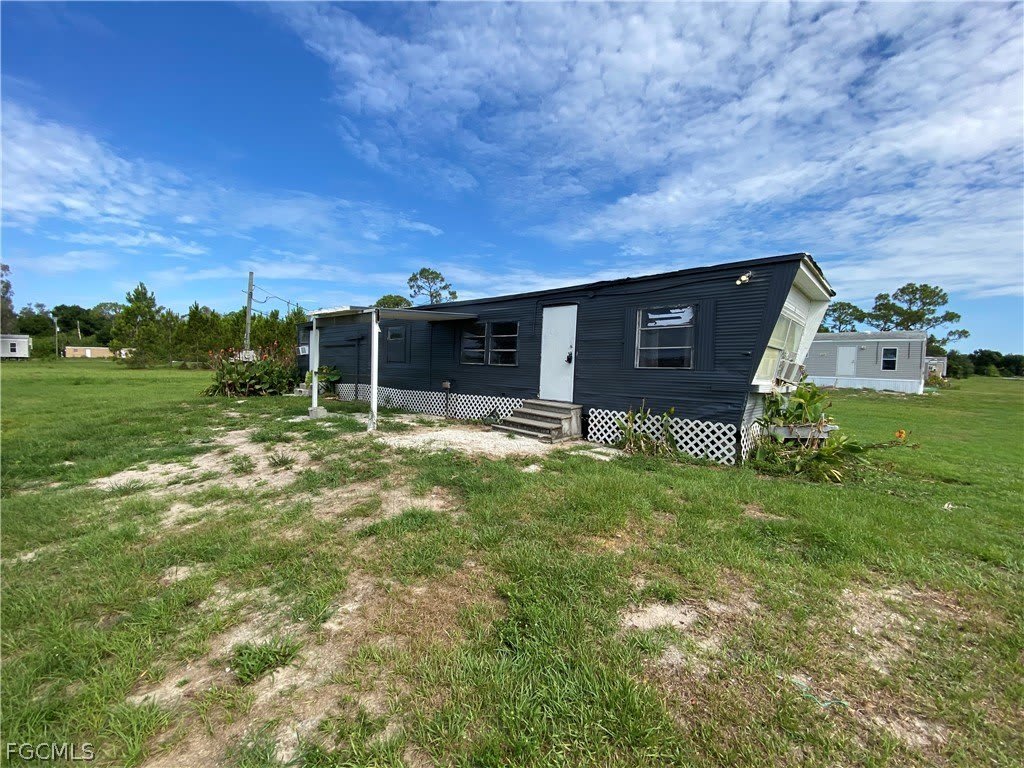 8086 Heck Drive – photo 1 of 10