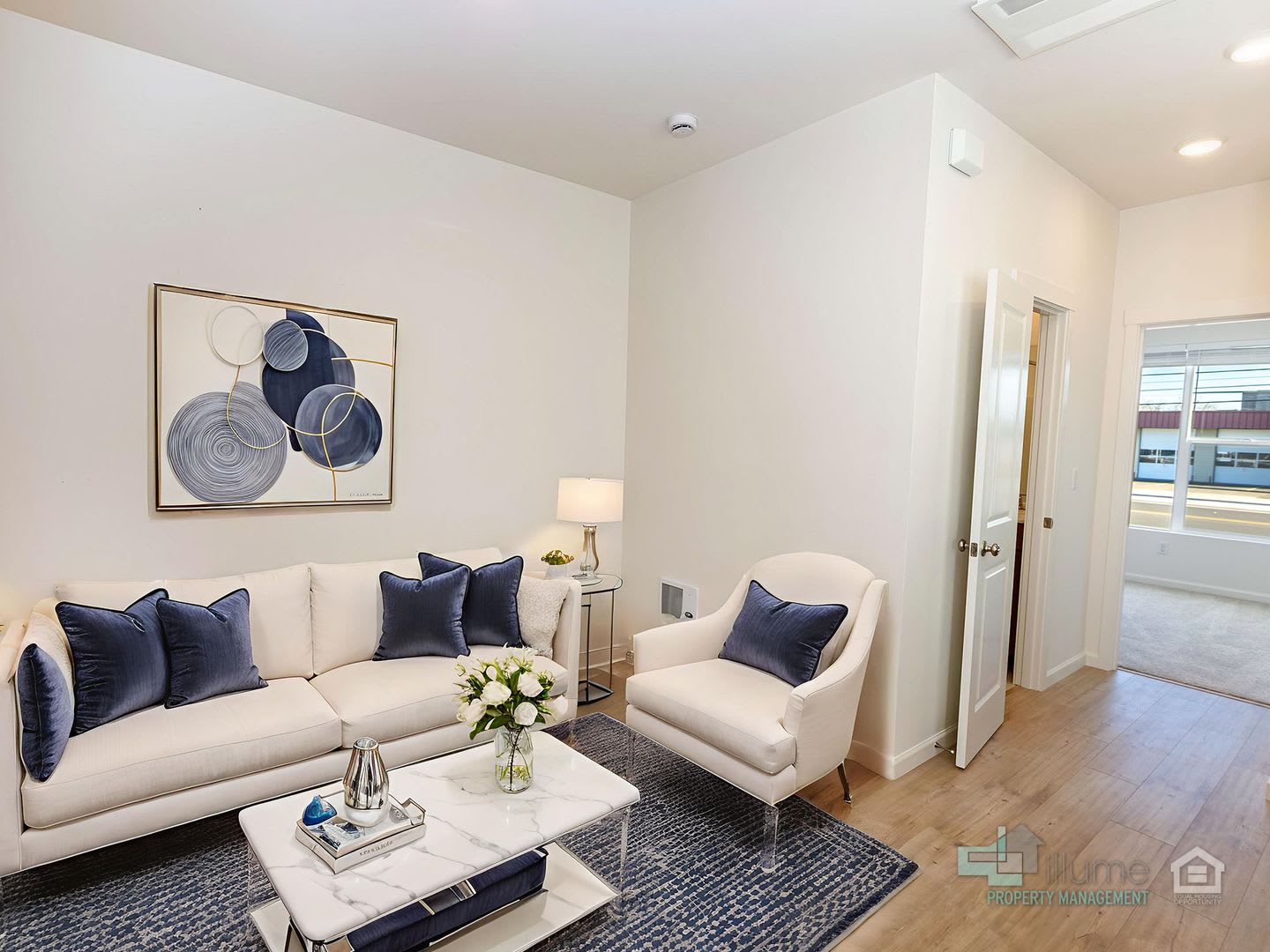 SUMMER SPECIAL: 1-MONTH RENT FREE! Charming 2 Bd/2.5 Ba Home in Hillsboro – photo 1 of 43