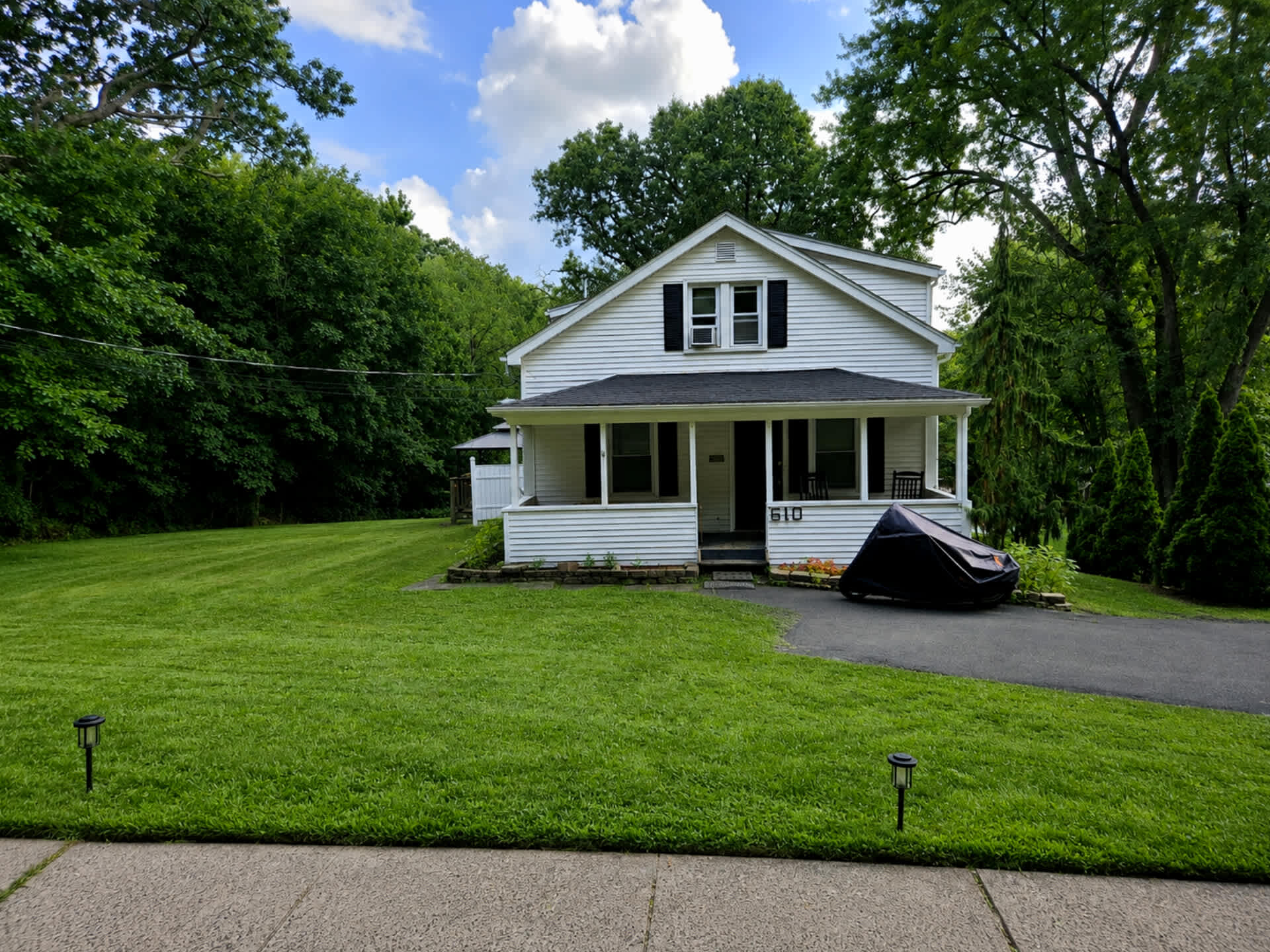 610 South Elm Street – photo 1 of 31