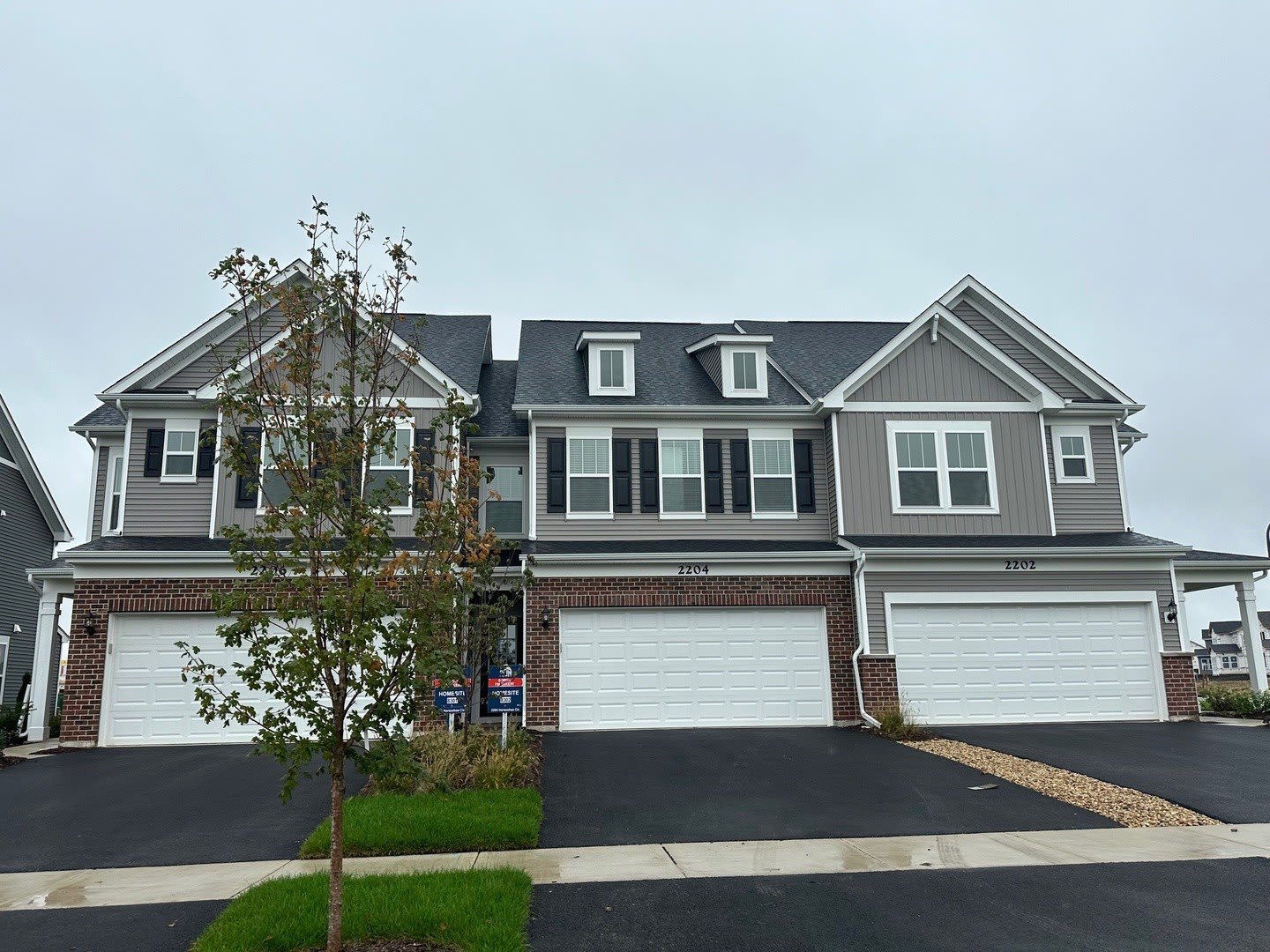 2204 Horseshoe Circle – photo 1 of 19