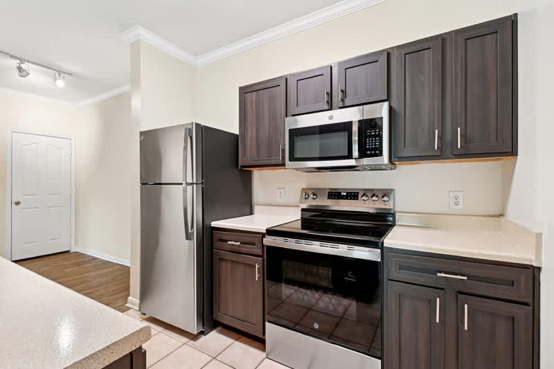 Indigo Pointe Apartments – photo 1