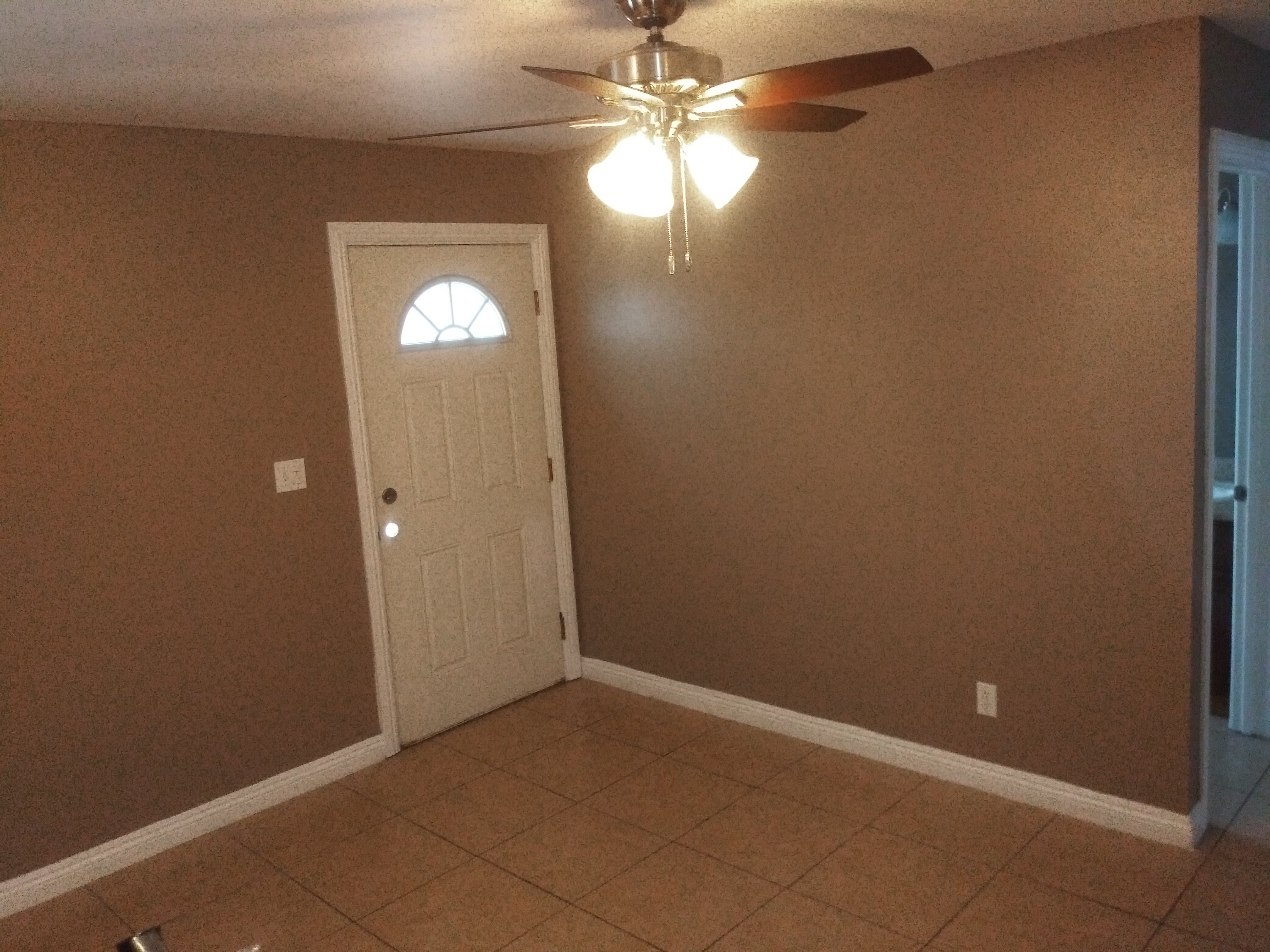 5935 1 2 Makee Avenue – photo 1 of 10