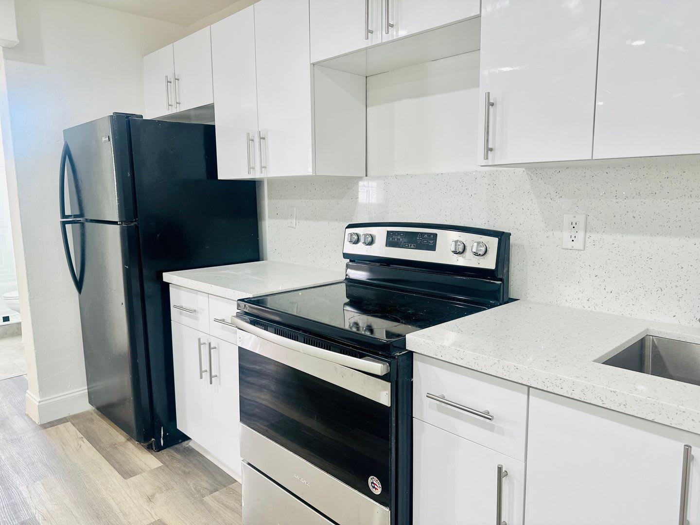 3232 SW 22nd St cu-1708, Miami, FL 33145 – photo 1
