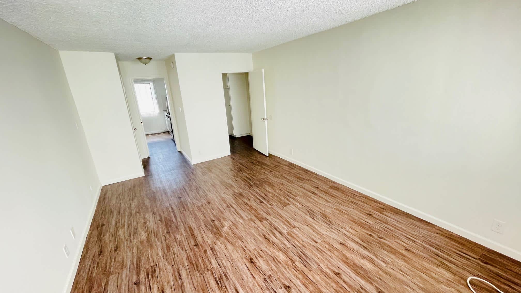 933 Wilcox Pl – photo 1