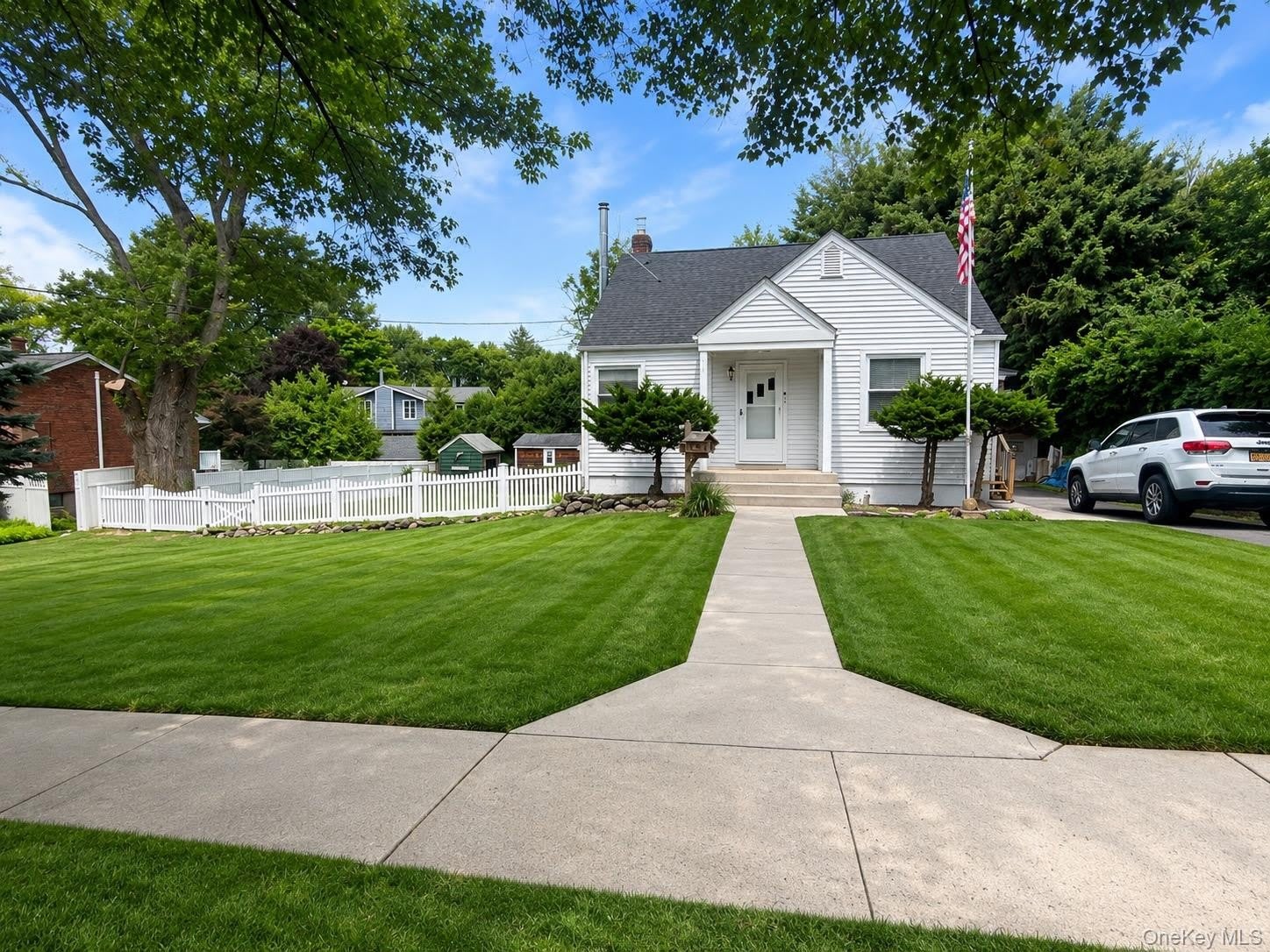 24 Eimer Street – photo 1 of 14