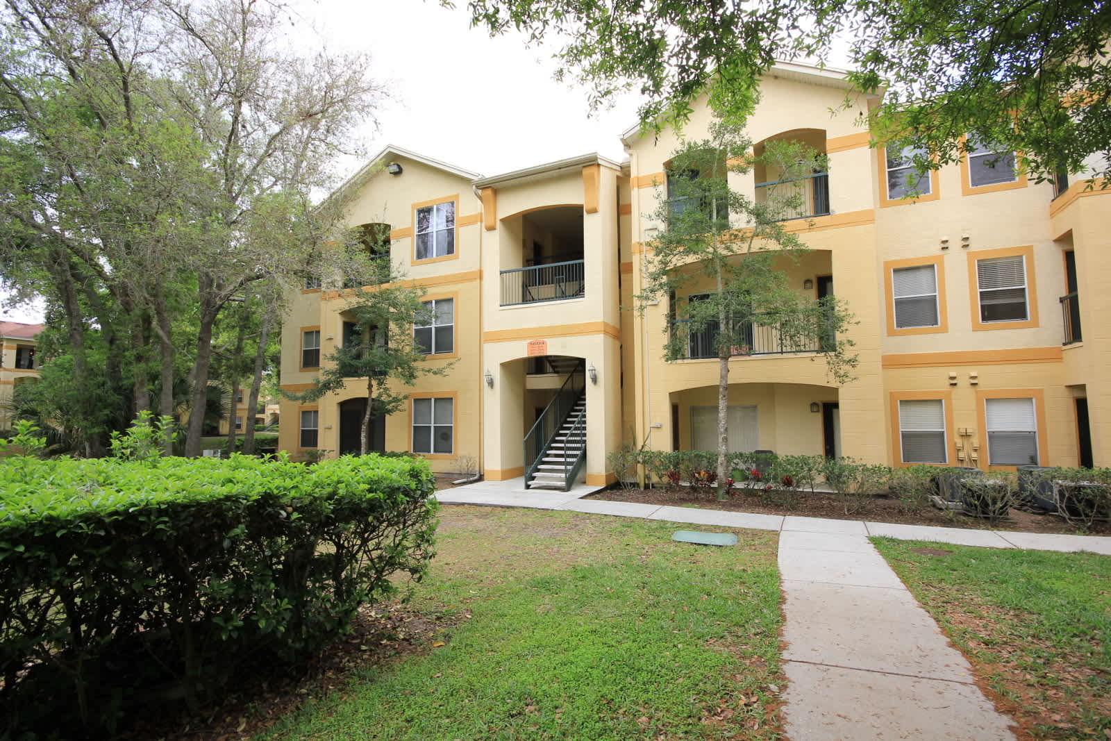 5608 Pinnacle Heights Cir Apt 307 – photo 1 of 22