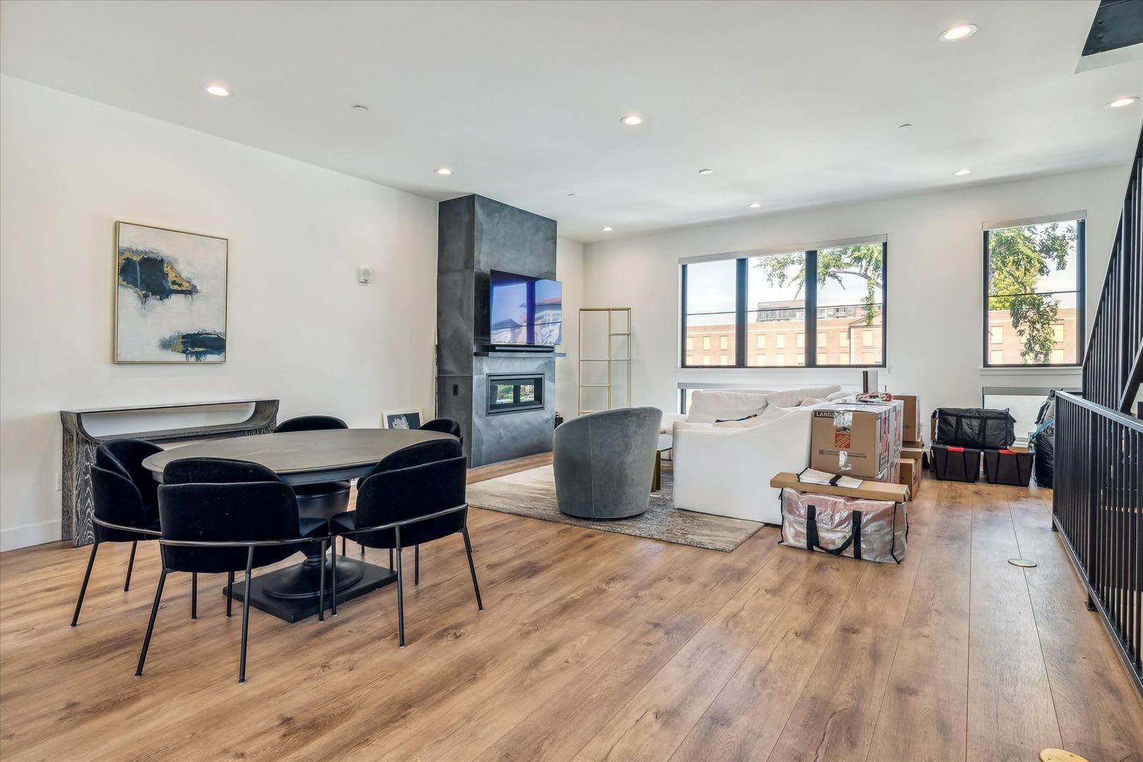 Luxury Rowhome Near Cherry Creek – photo 1