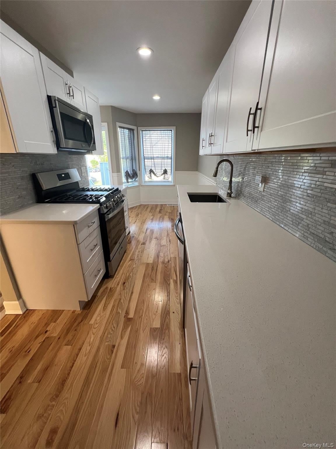 253 Windward Drive – photo 1 of 18