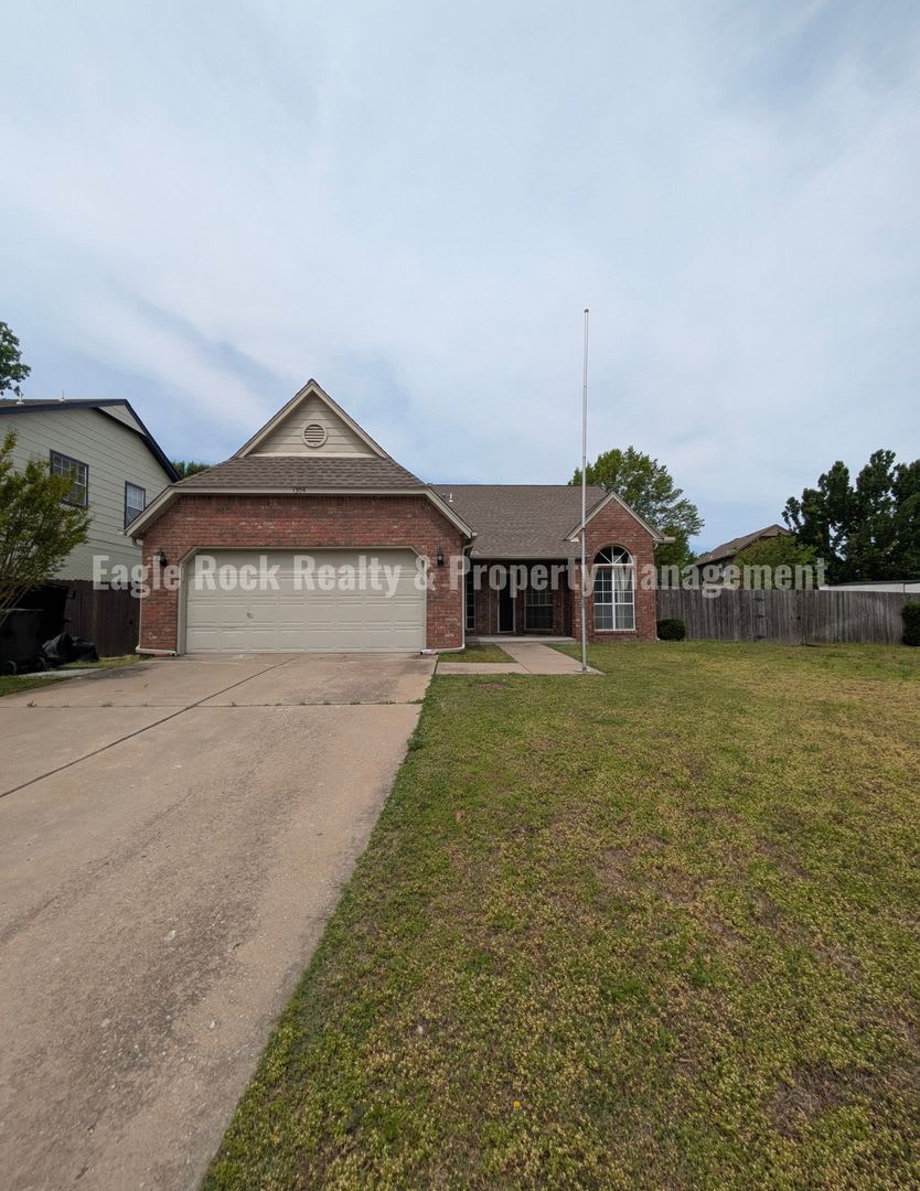 Broken Arrow House for Rent (3beds/2baths) – photo 1