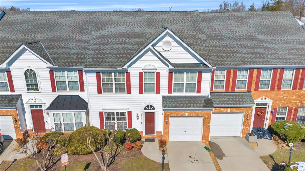 3903 Dominion Townes Circle 1 – photo 1 of 160