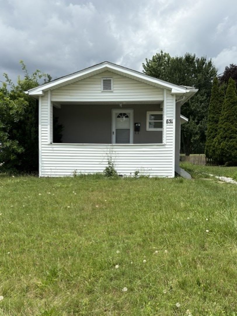 Affordable 1 Bedroom Home With Private Yard – photo 1 of 55