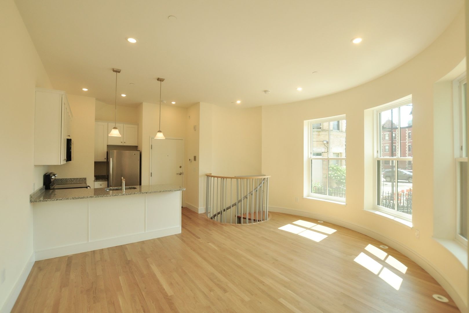 883 Beacon St 1A Boston Ma 02215 – photo 1