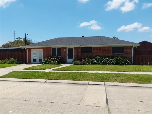2025 STARLING Drive – photo 1 of 40
