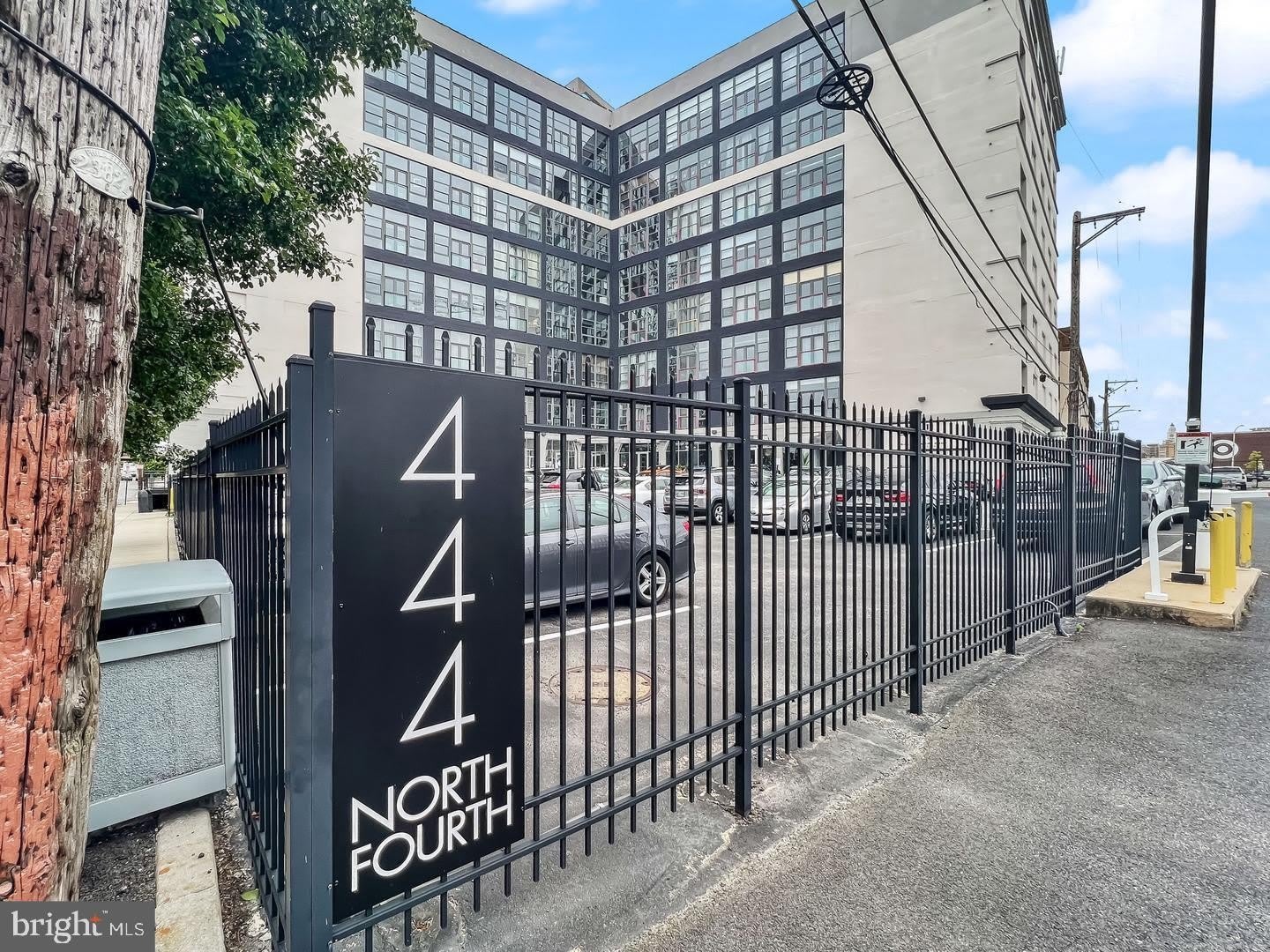 444 N 4TH – photo 1