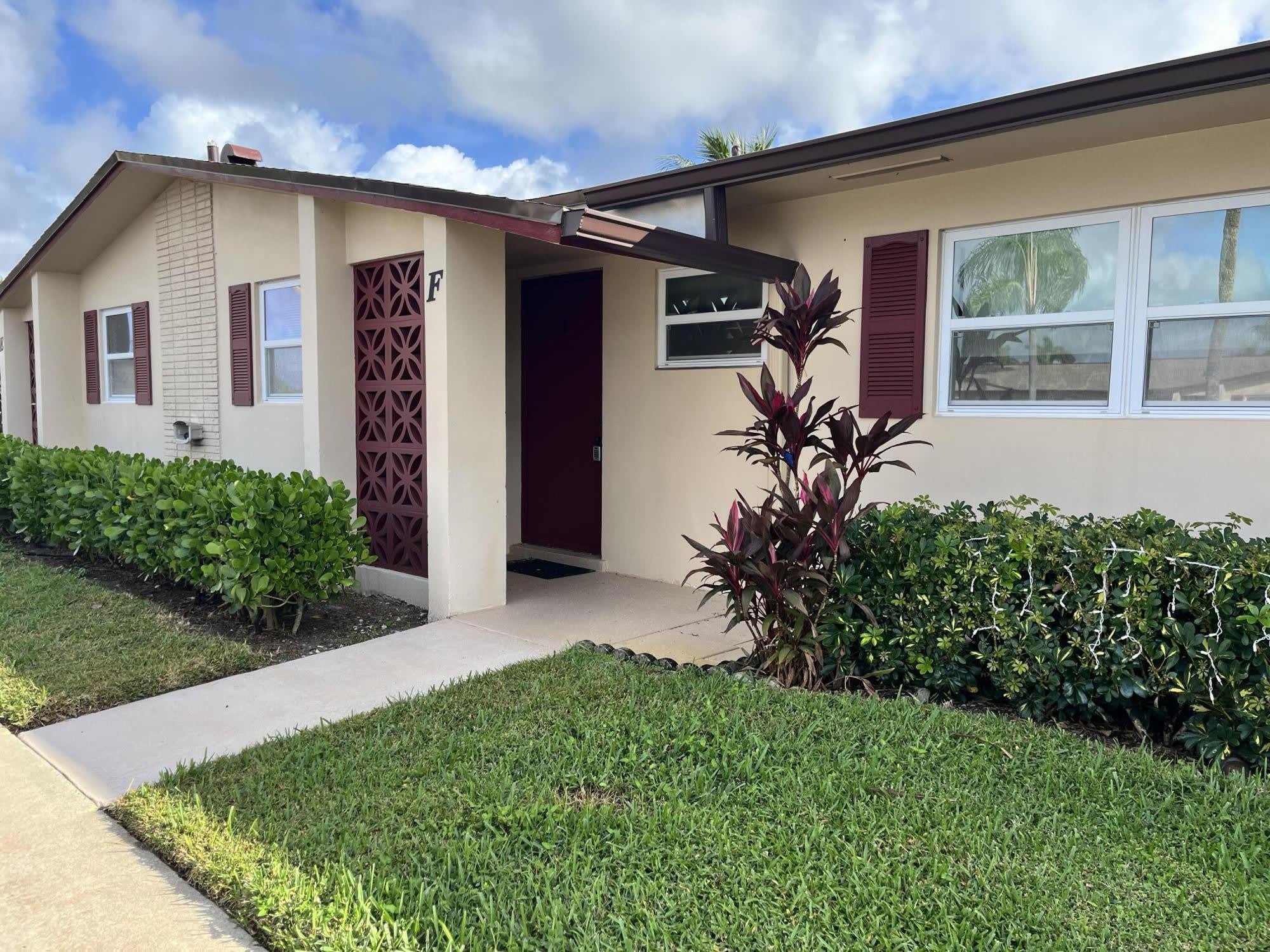 2980 Crosley Drive E – photo 1