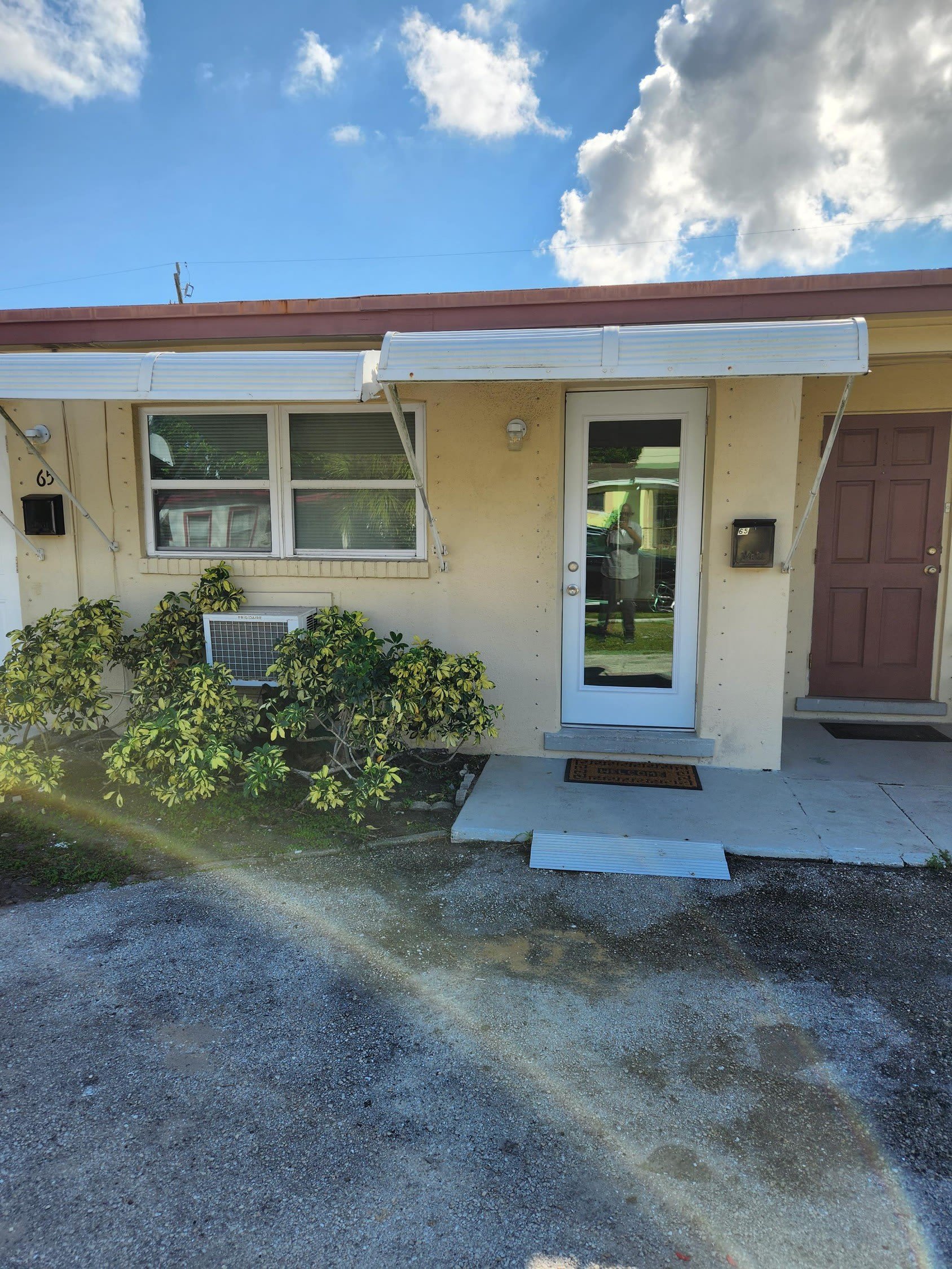 65 W 34th Street – photo 1 of 13