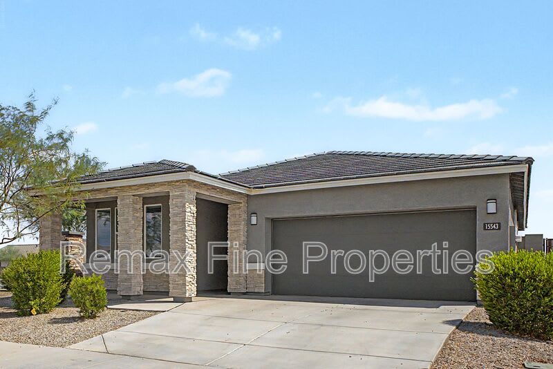 15543 W Desert Hollow Drive – photo 1