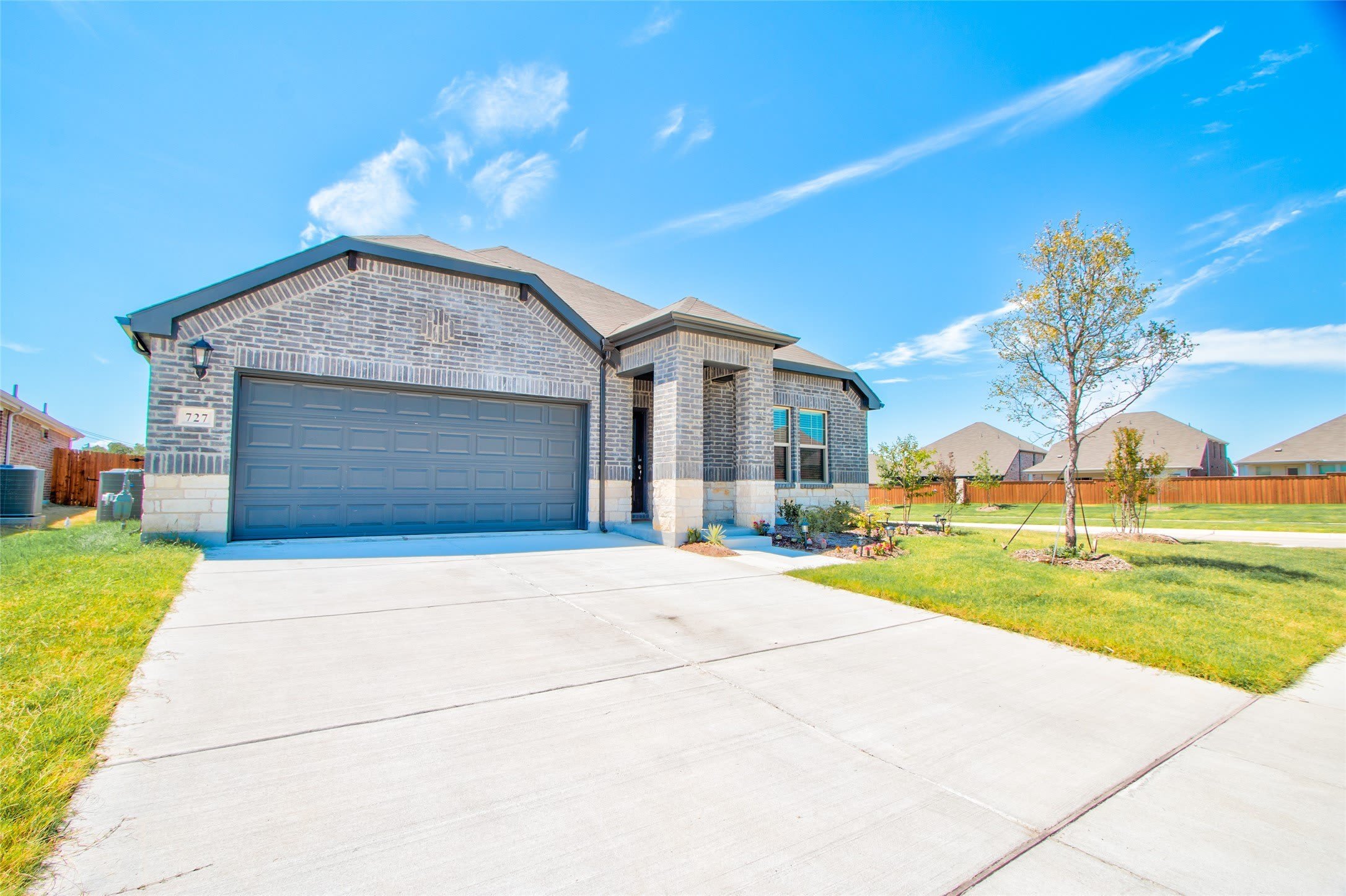 727 Williams Way – photo 1 of 37