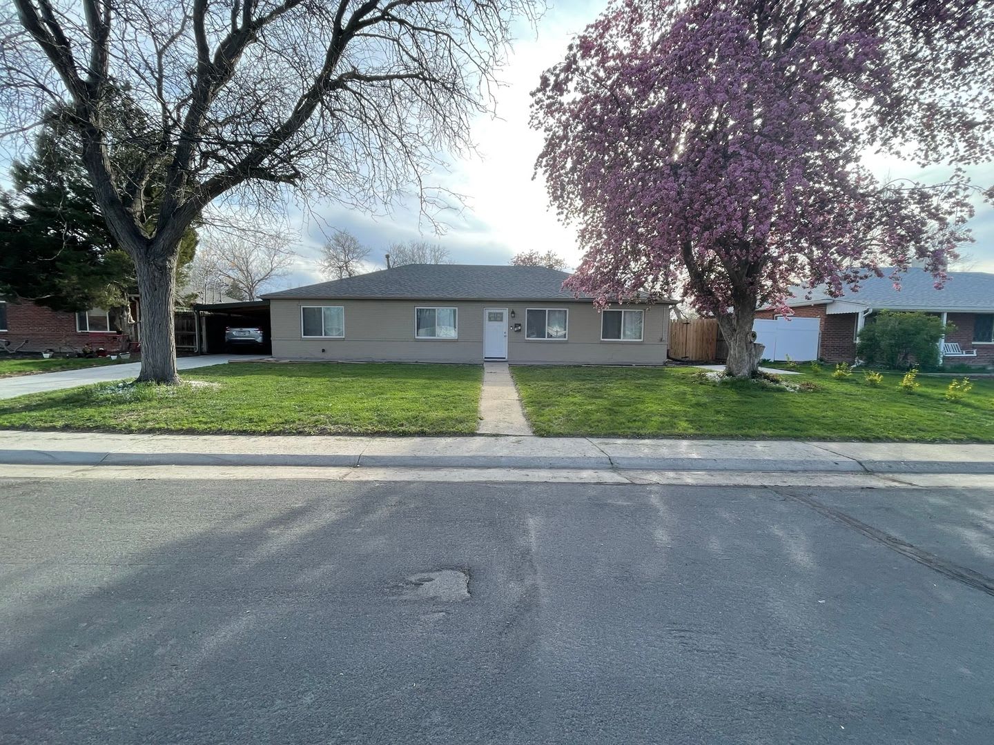 Charming Updated Home with Spacious Yard – photo 1