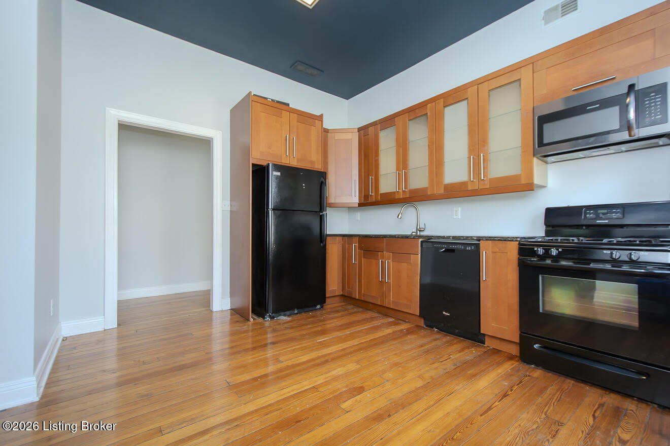 1000 E Caldwell St – photo 1