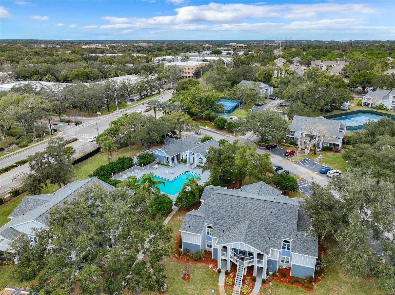2516 GRASSY POINT Drive – photo 1