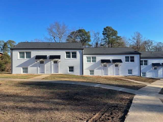 2213 North Hills Drive – photo 1