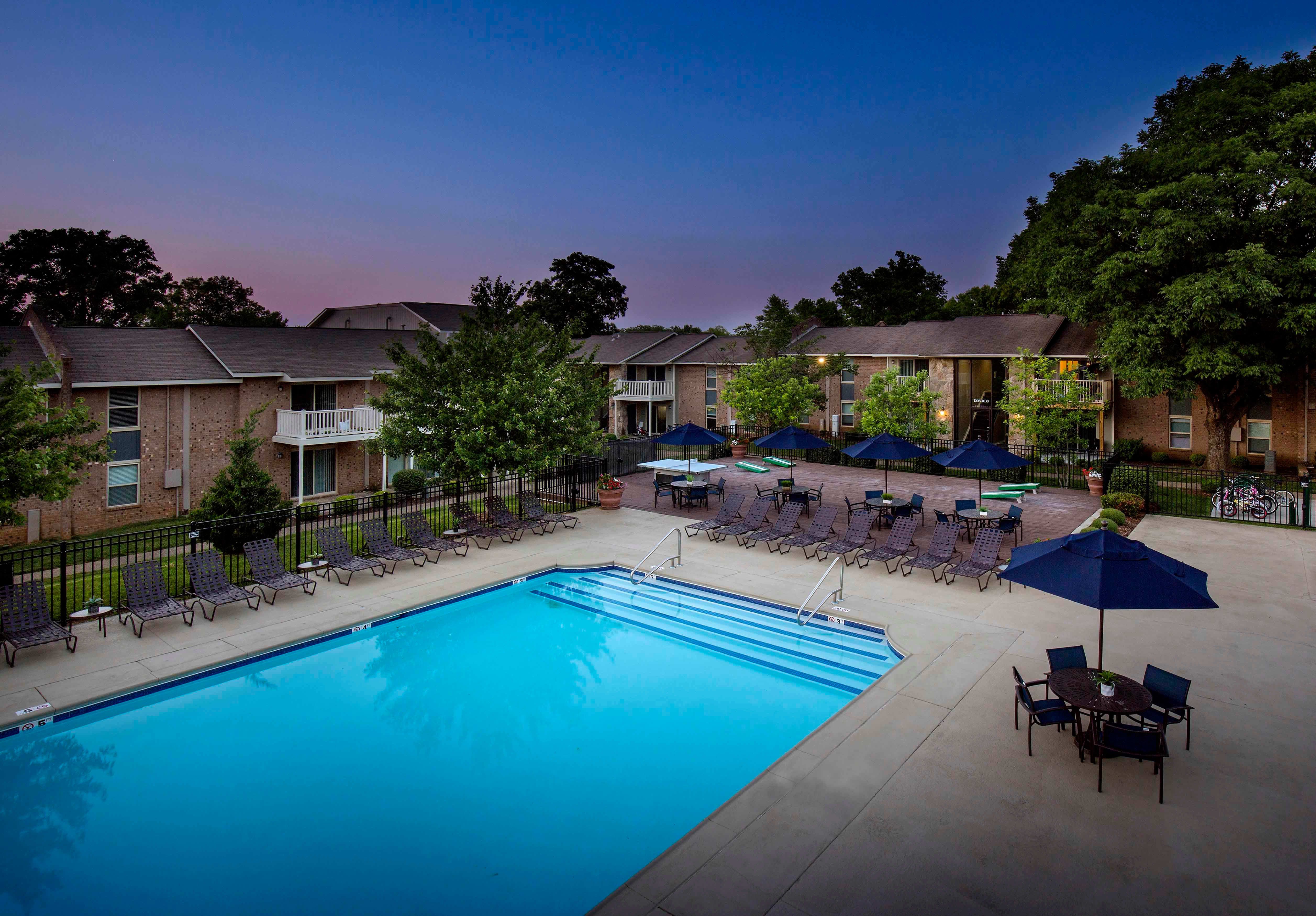 Plainview Apartments – photo 1