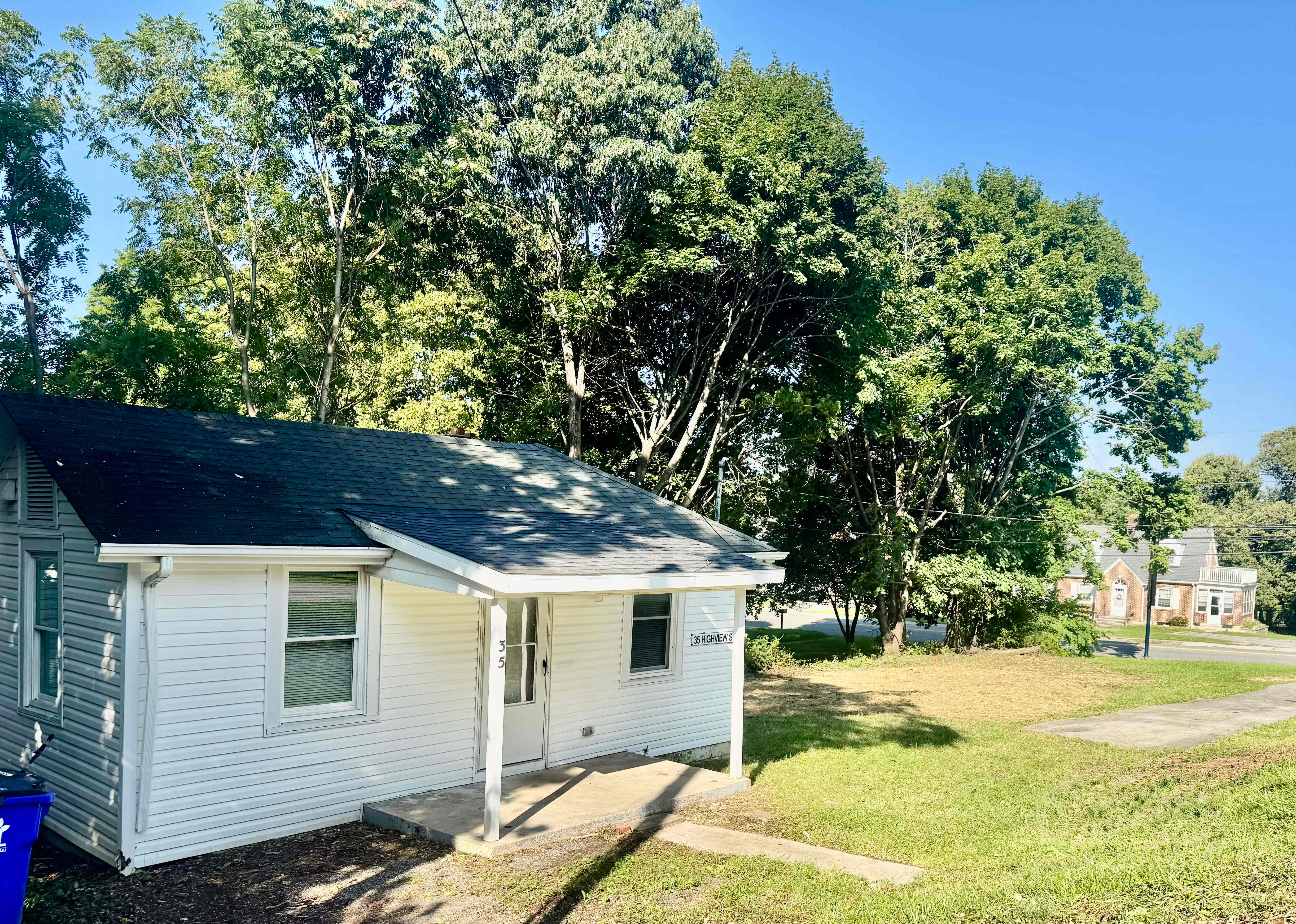 35 Highview Street – photo 1 of 13