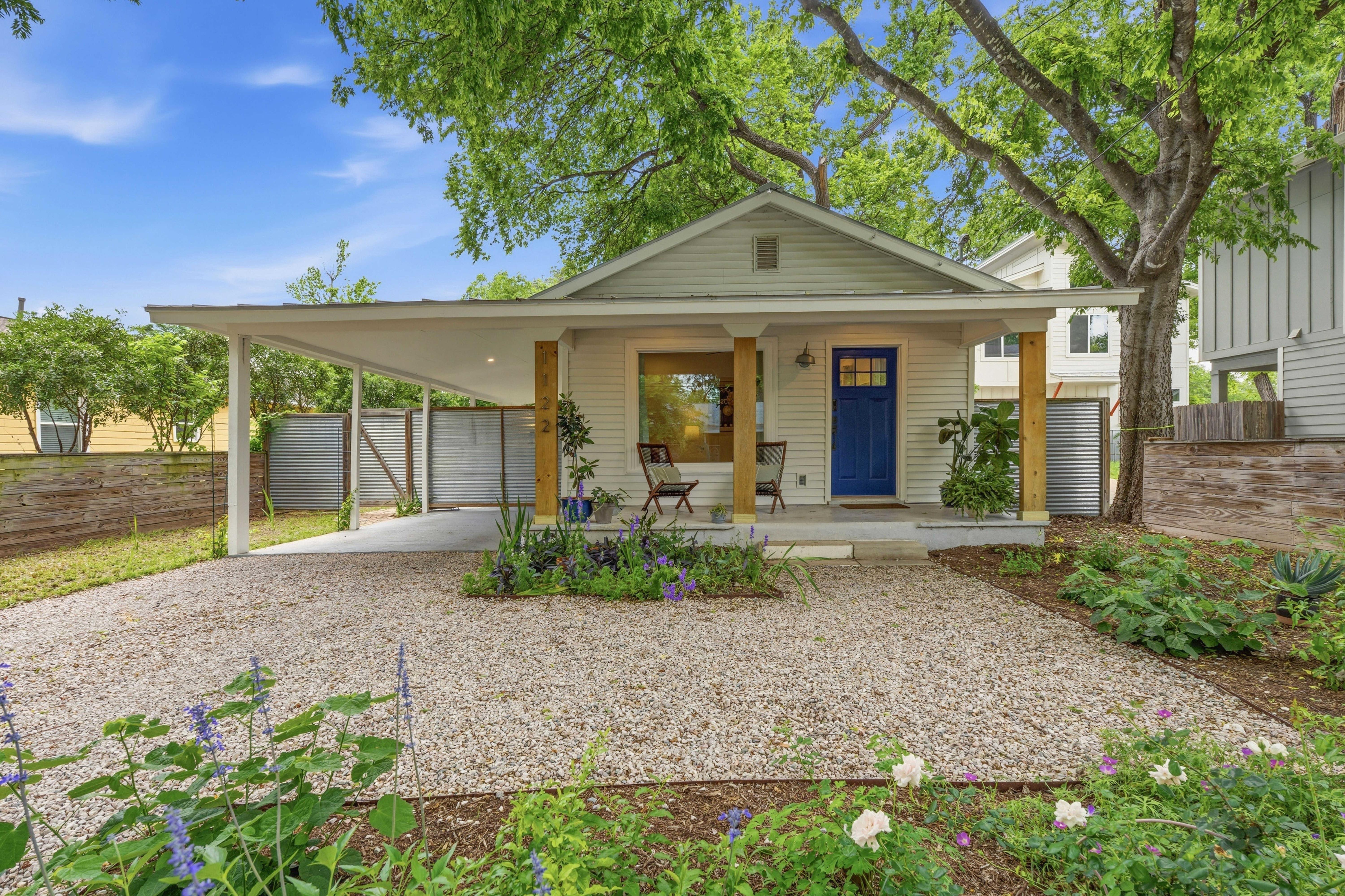 1122 Gunter Street – photo 1