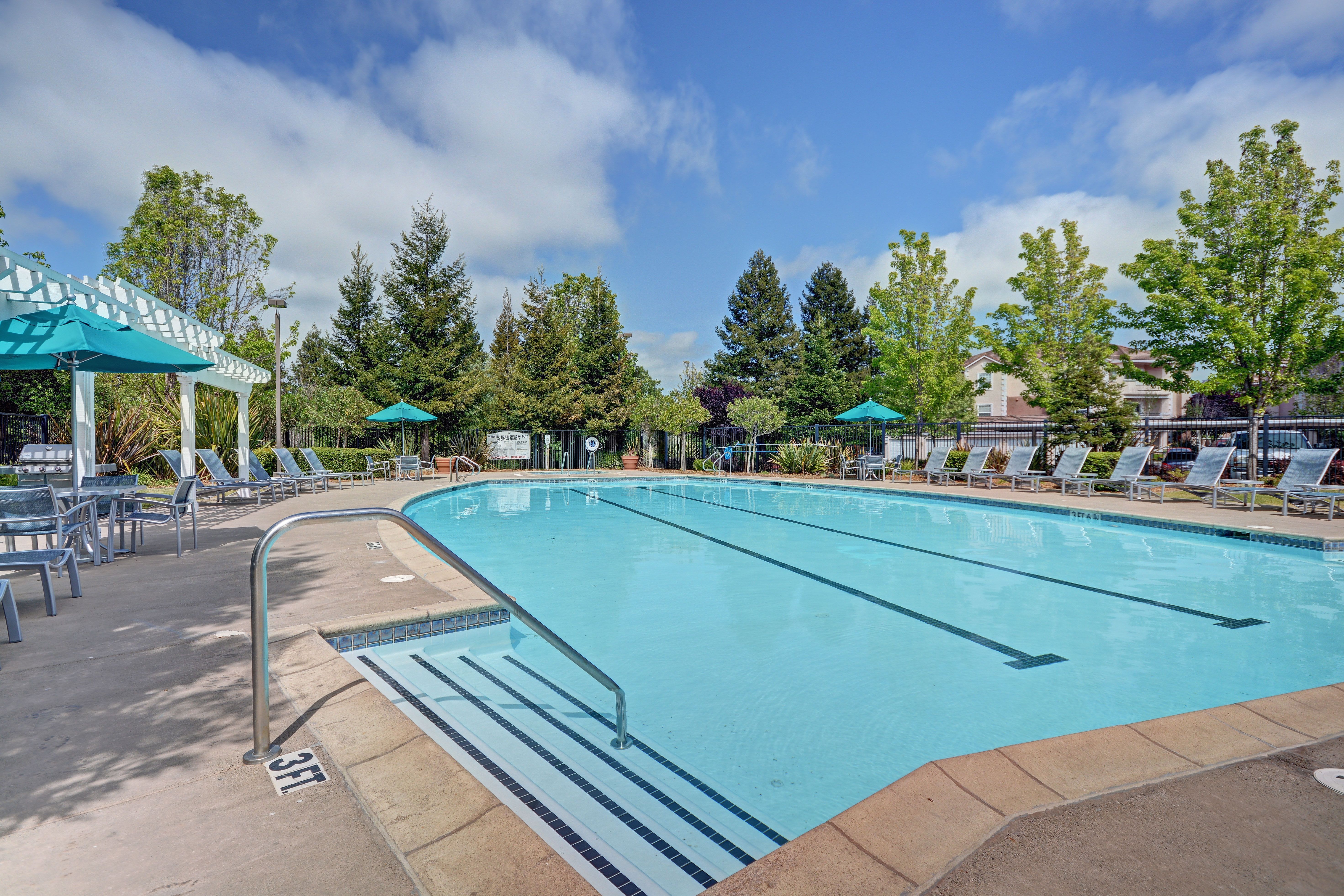 Bell Rohnert Park – photo 1