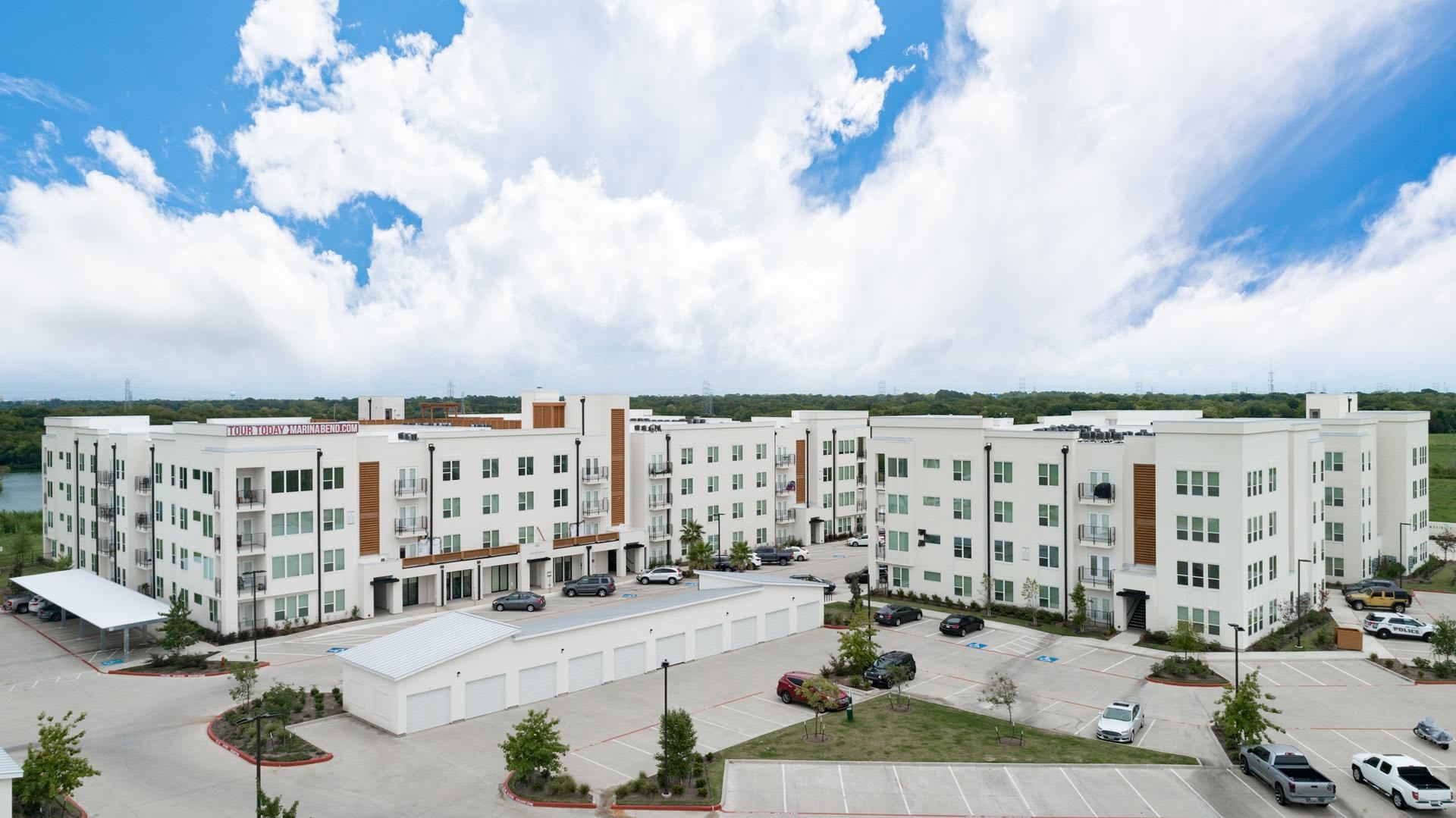 Marina Bend at Clear Creek Apartments – photo 1 of 25