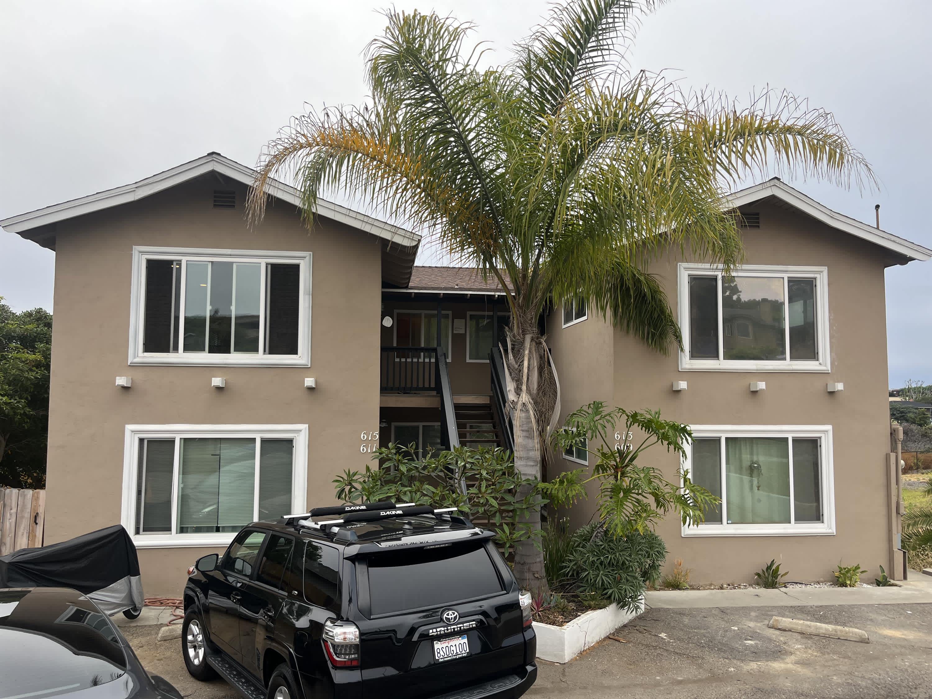 609 South Cedros Avenue – photo 1 of 20