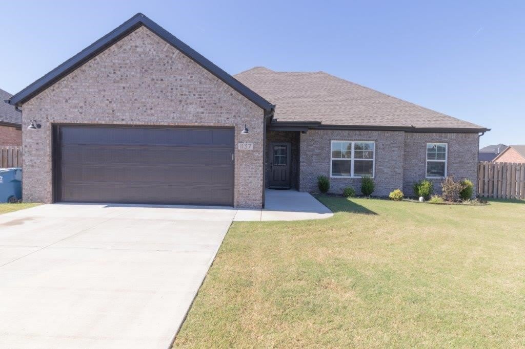 1137 Laux Lane – photo 1