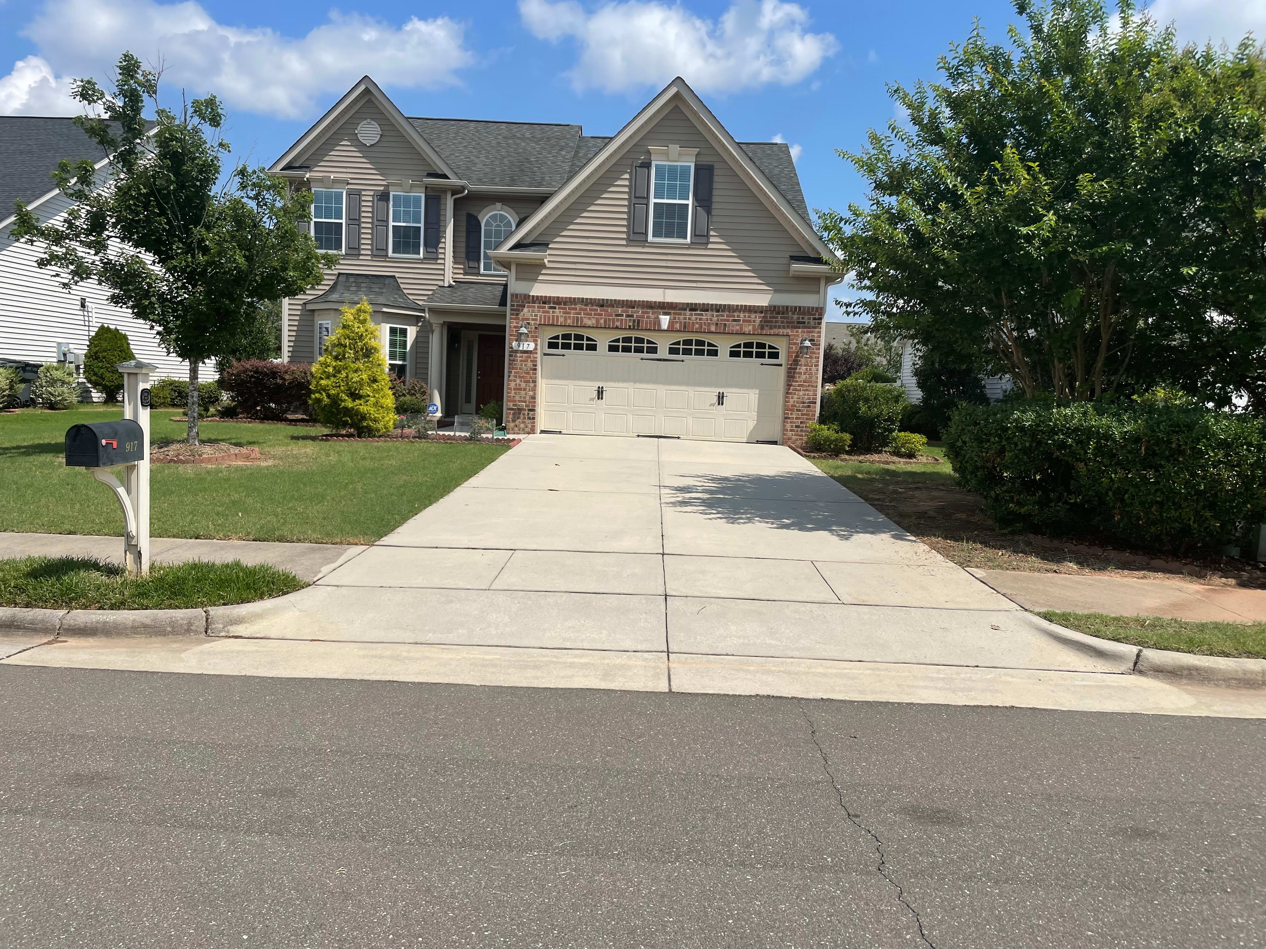 917 Jewel Stone Ln – photo 1 of 327