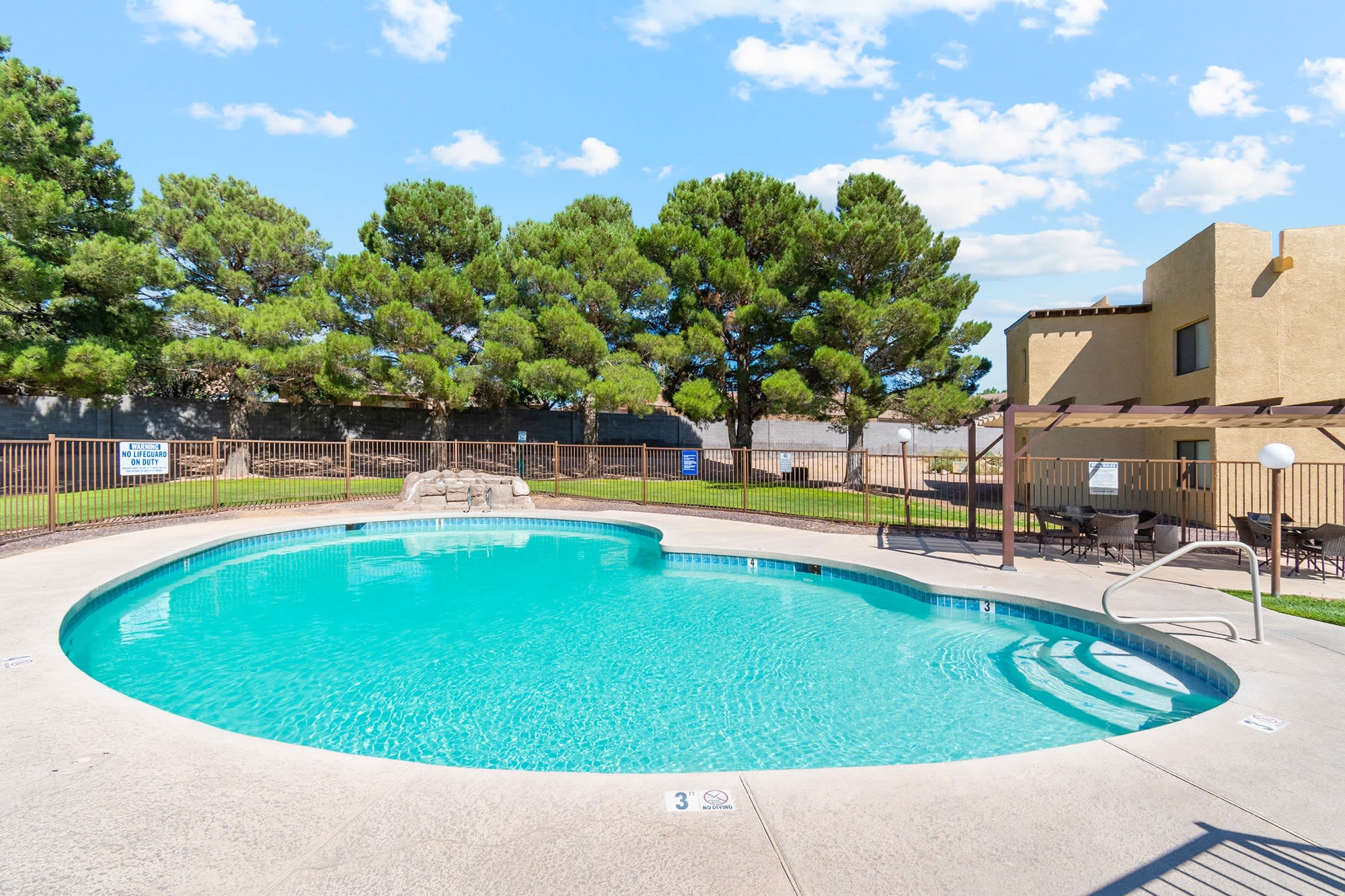 Copper Ridge Apartments – photo 1 of 32