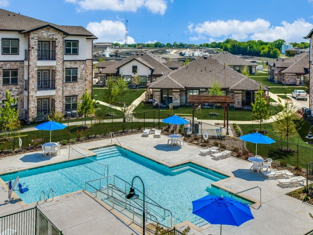 Palladium Van Alstyne Senior Living – photo 1 of 39