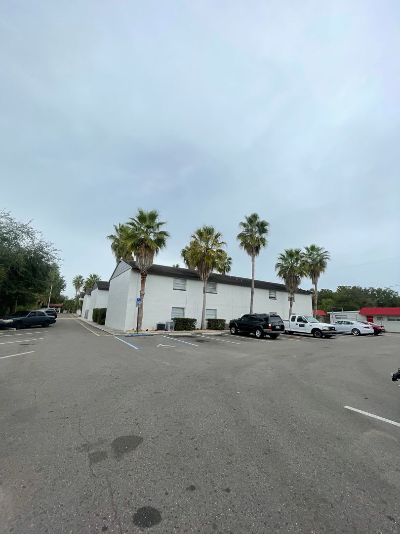 Baywatch Apartments Five Minutes Driving From Usf – photo 1 of 191