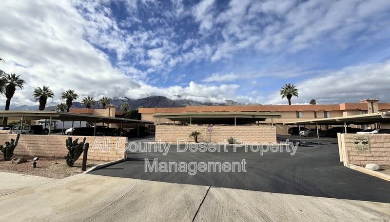 400 N. Sunrise Way – photo 1