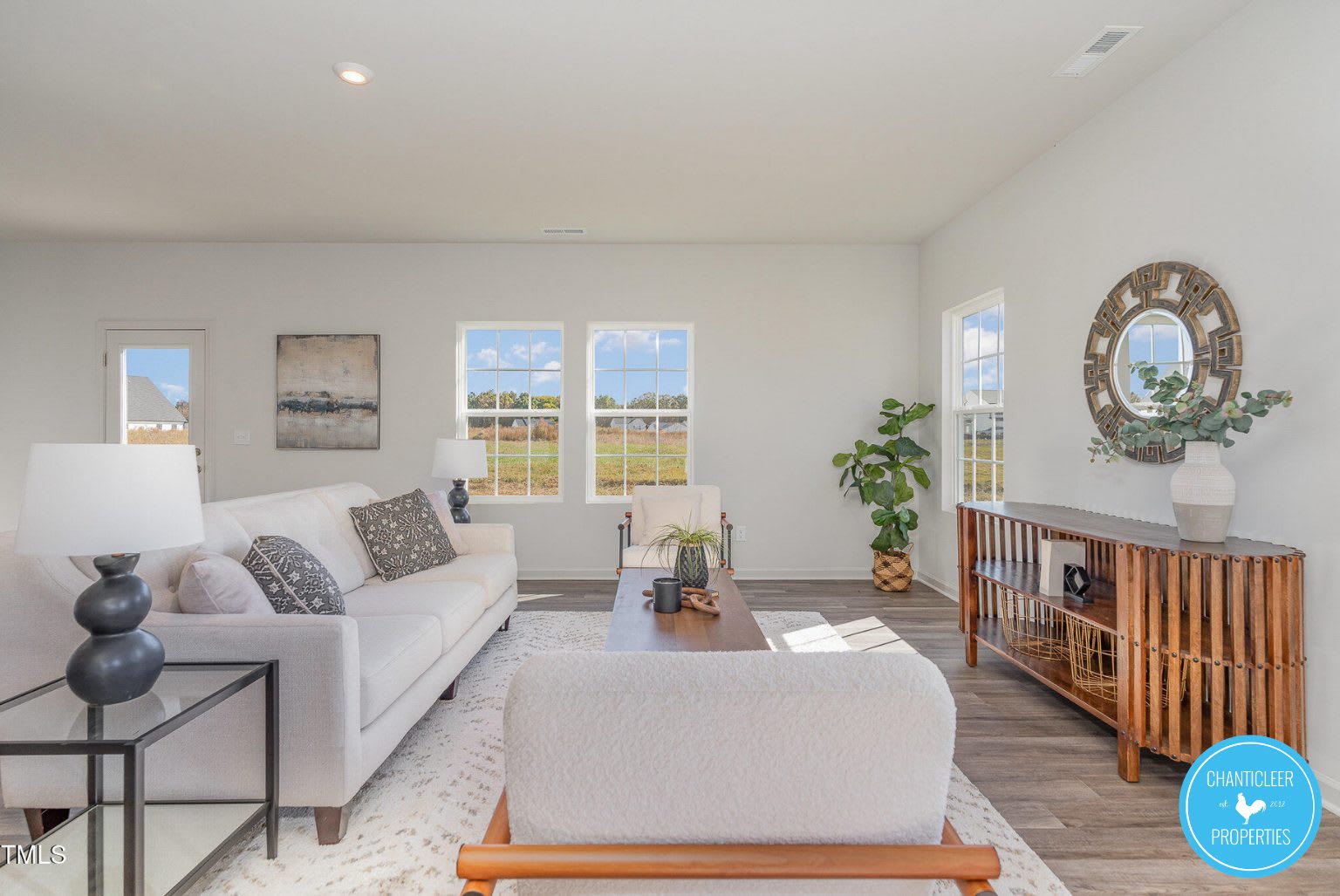 6748 Hardwick Lane – photo 1 of 16